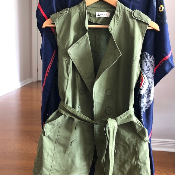 Olive Green Vest - Picture 1 of 5